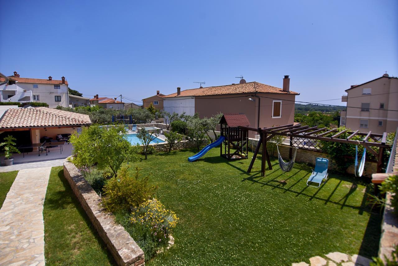 Apartments Ceh Ližnjan Zewnętrze zdjęcie